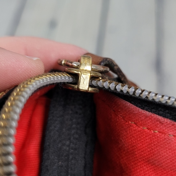 DOONEY & BOURKE | Erika hobo nylon leather trim shoulder bag - Picture 10 of 16